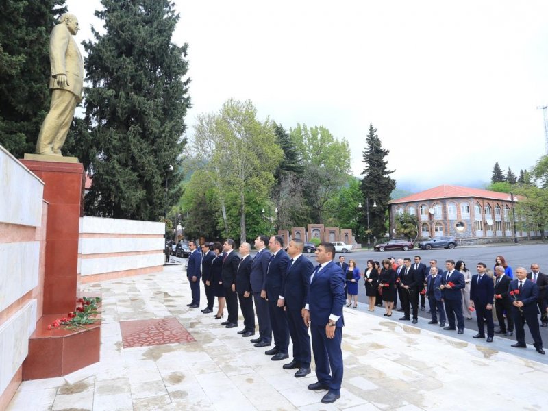 QAXDA “HEYDƏR ƏLİYEV MƏKTƏBLİLƏRİN GÖZÜ İLƏ” ADLI İNŞA YAZI MÜSABİQƏSİ QALİBLƏRİNİN TƏLTİFOLUNMA MƏRASİMİ KEÇİRİLİB.