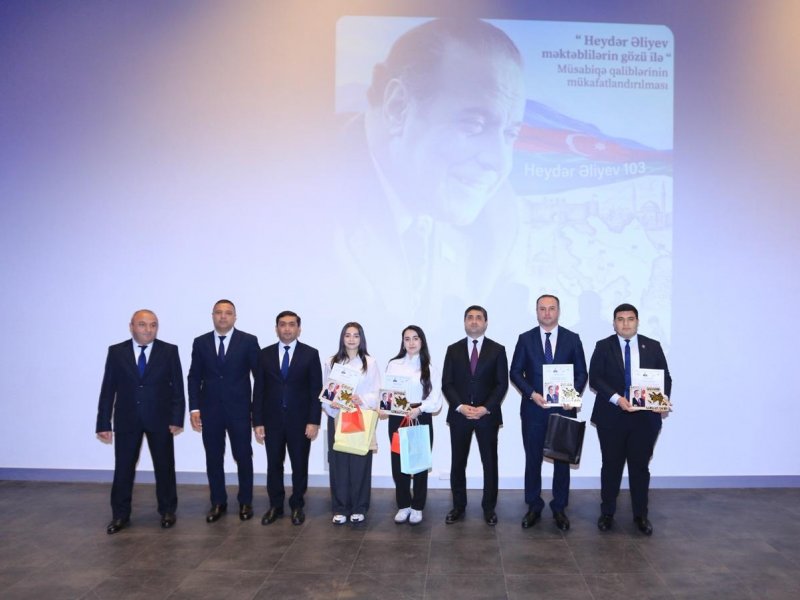 QAXDA “HEYDƏR ƏLİYEV MƏKTƏBLİLƏRİN GÖZÜ İLƏ” ADLI İNŞA YAZI MÜSABİQƏSİ QALİBLƏRİNİN TƏLTİFOLUNMA MƏRASİMİ KEÇİRİLİB.
