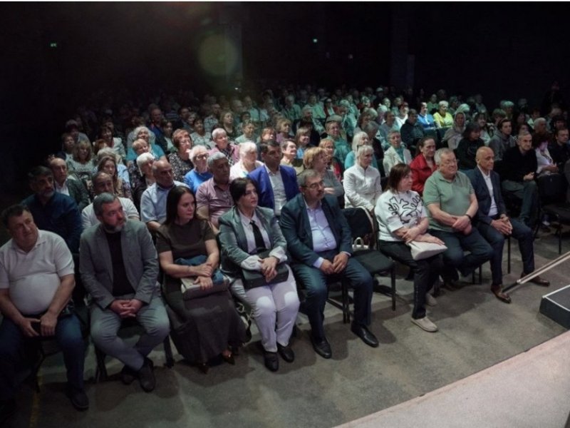 Xarkovda Ulu Öndər Heydər Əliyevin anadan olmasının 103-cü ildönümü qeyd edilib