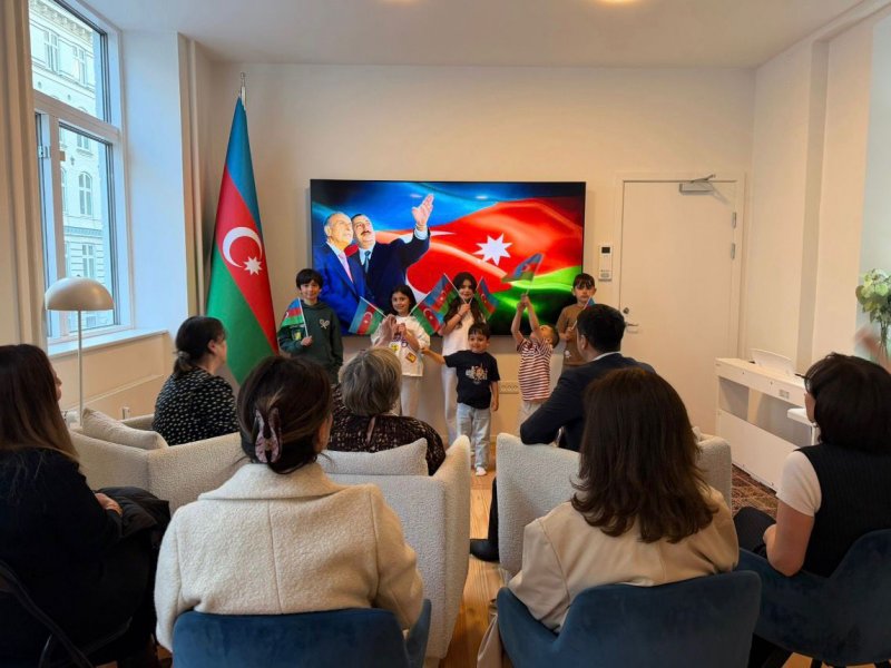 Soydaşlarımız Ümummilli Lider Heydər Əliyevin 103-cü ildönümünü silsilə tədbirlərlə qeyd ediblər