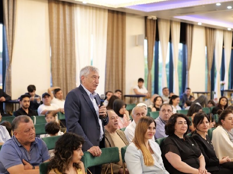 Diaspor körpüsü: ABŞ-nin Corciya ştatında Azərbaycan icmasının toplantısı Diaspor körpüsü: ABŞ-nin Corciya ştatında Azərbaycan icmasının toplantısı