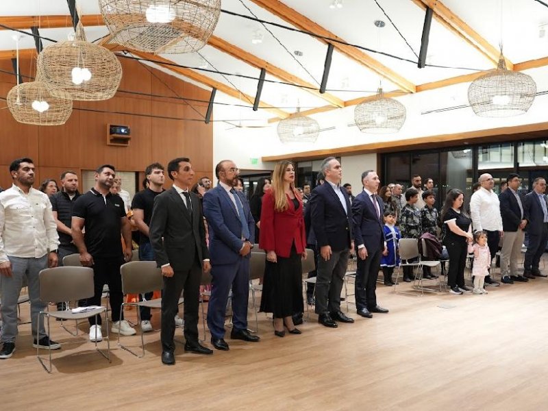 Kaliforniyada Azərbaycan icması ilə görüş keçirilib Kaliforniyada Azərbaycan icması ilə görüş keçirilib