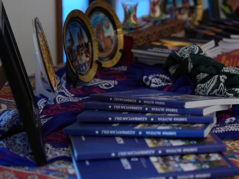 Kaliforniyada Azərbaycan icması ilə görüş keçirilib Kaliforniyada Azərbaycan icması ilə görüş keçirilib