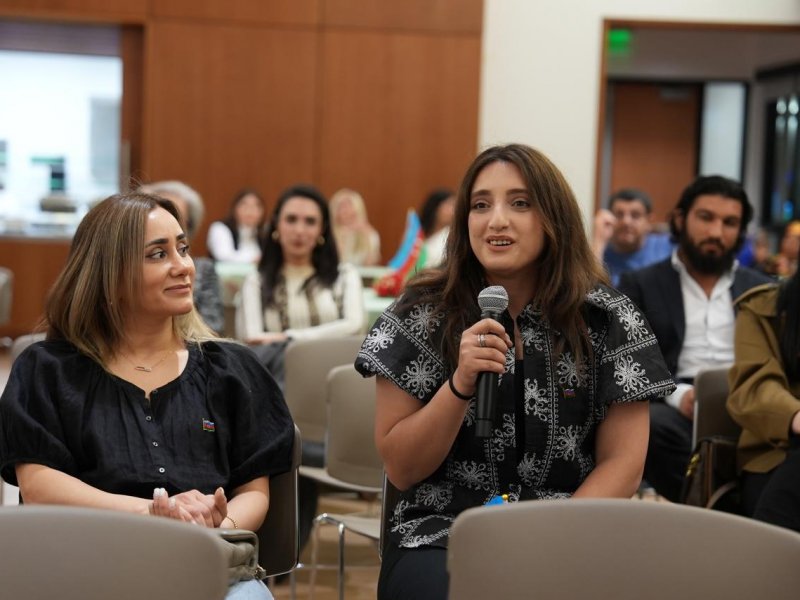 Kaliforniyada Azərbaycan icması ilə görüş keçirilib Kaliforniyada Azərbaycan icması ilə görüş keçirilib