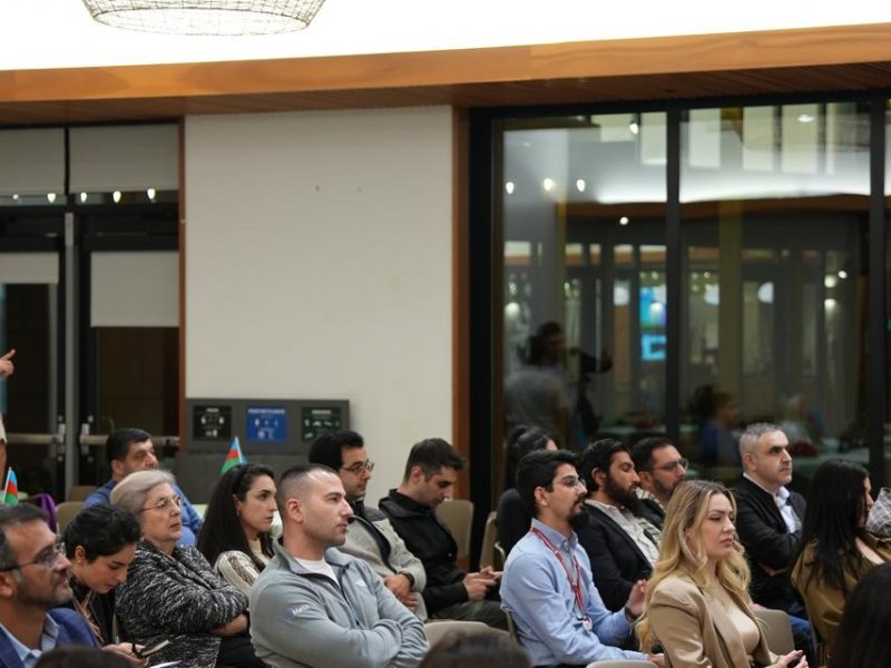 Kaliforniyada Azərbaycan icması ilə görüş keçirilib Kaliforniyada Azərbaycan icması ilə görüş keçirilib