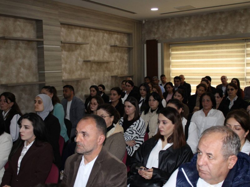 Balakəndə keçirilən konfransda Qarabağdakı “Ağıllı şəhər” konsepsiyasından və WUF13-ün əhəmiyyətindən danışılıb Balakəndə keçirilən konfransda Qarabağdakı “Ağıllı şəhər” konsepsiyasından və WUF13-ün əhəmiyyətindən danışılıb