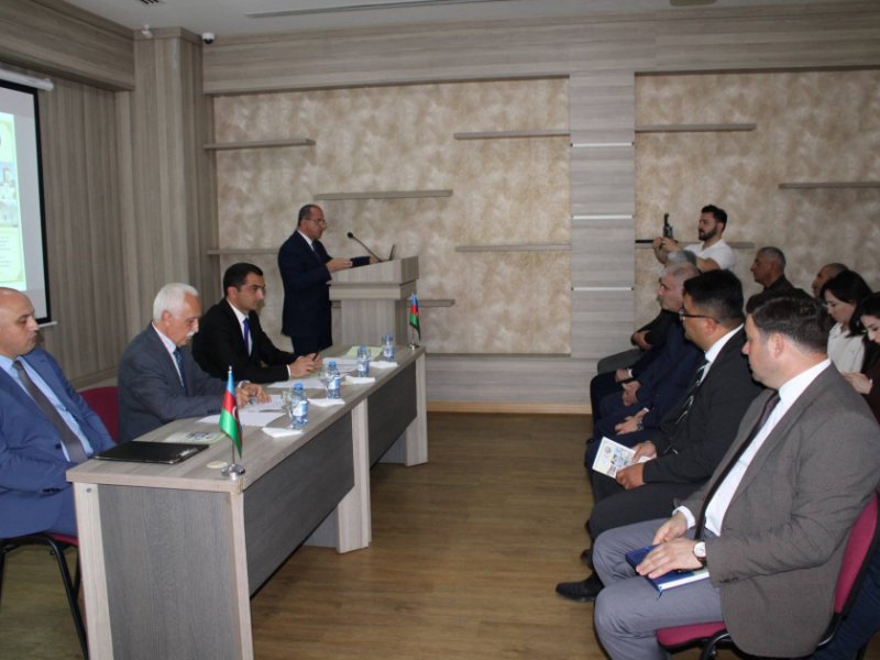 Balakəndə keçirilən konfransda Qarabağdakı “Ağıllı şəhər” konsepsiyasından və WUF13-ün əhəmiyyətindən danışılıb Balakəndə keçirilən konfransda Qarabağdakı “Ağıllı şəhər” konsepsiyasından və WUF13-ün əhəmiyyətindən danışılıb