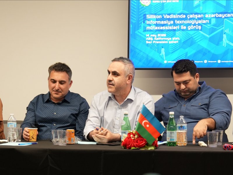 Silikon Vadisindəki azərbaycanlı informasiya texnologiyaları mütəxəssisləri ilə görüş Silikon Vadisindəki azərbaycanlı informasiya texnologiyaları mütəxəssisləri ilə görüş