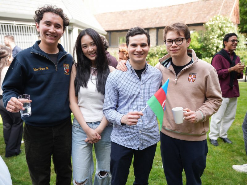 Kembric Universitetinin Darvin Kollecində 28 May – Müstəqillik Gününə həsr olunan tədbir keçirilib Kembric Universitetinin Darvin Kollecində 28 May – Müstəqillik Gününə həsr olunan tədbir keçirilib