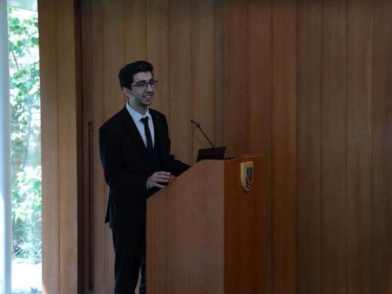 Kembric Universitetinin Darvin Kollecində 28 May – Müstəqillik Gününə həsr olunan tədbir keçirilib Kembric Universitetinin Darvin Kollecində 28 May – Müstəqillik Gününə həsr olunan tədbir keçirilib