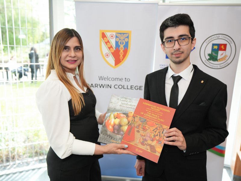 Kembric Universitetinin Darvin Kollecində 28 May – Müstəqillik Gününə həsr olunan tədbir keçirilib Kembric Universitetinin Darvin Kollecində 28 May – Müstəqillik Gününə həsr olunan tədbir keçirilib