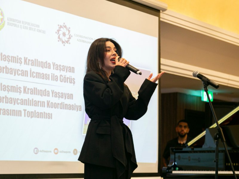 Böyük Britaniyada Azərbaycan icması ilə səmərəli görüş baş tutub Böyük Britaniyada Azərbaycan icması ilə səmərəli görüş baş tutub