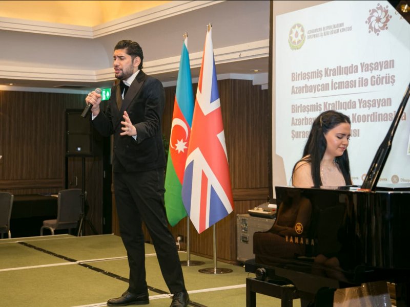Böyük Britaniyada Azərbaycan icması ilə səmərəli görüş baş tutub Böyük Britaniyada Azərbaycan icması ilə səmərəli görüş baş tutub