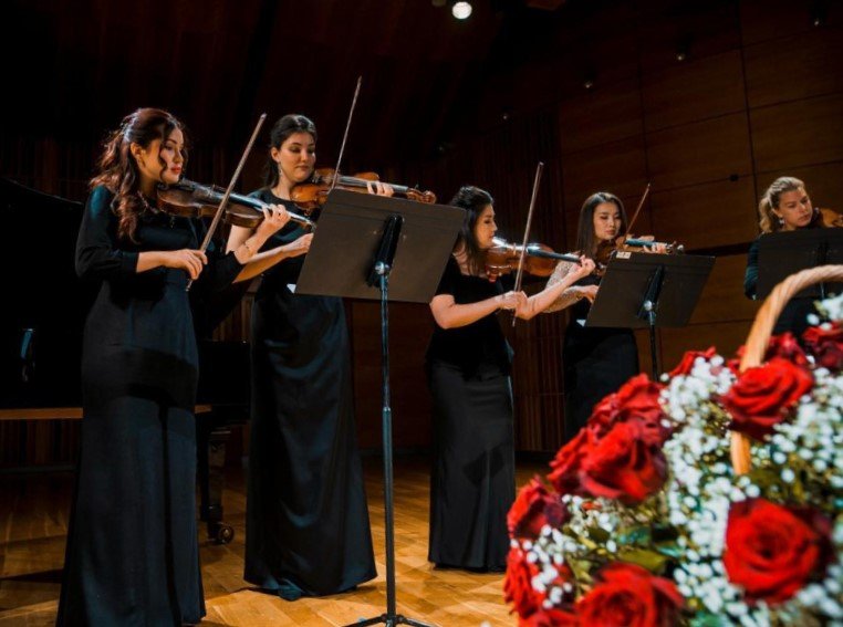 Varşavada Müstəqillik Gününə həsr olunan konsert keçirilib Varşavada Müstəqillik Gününə həsr olunan konsert keçirilib