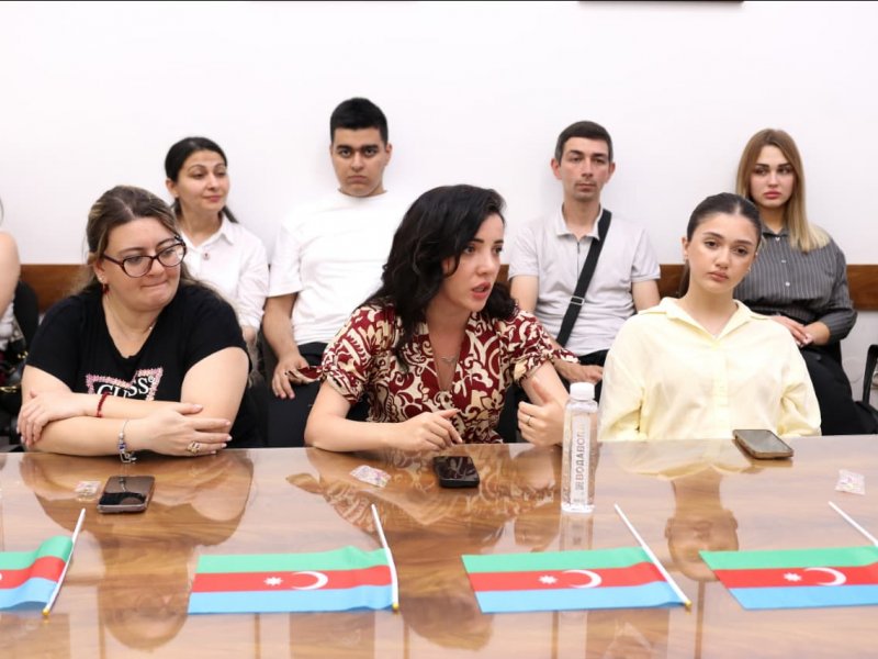 Belqradda azərbaycanlılarla görüş: yeni hədəflər və təşəbbüslər müəyyənləşdirildi