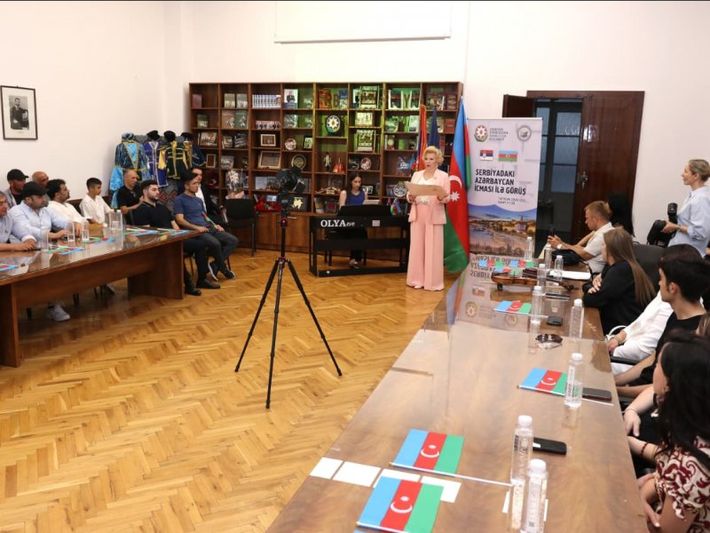 Belqradda azərbaycanlılarla görüş: yeni hədəflər və təşəbbüslər müəyyənləşdirildi