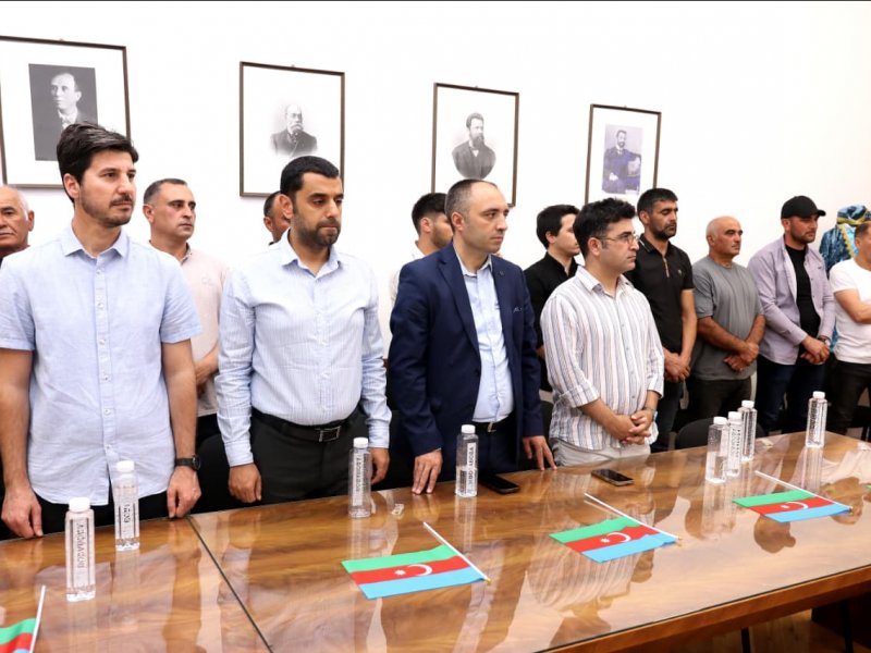 Belqradda azərbaycanlılarla görüş: yeni hədəflər və təşəbbüslər müəyyənləşdirildi