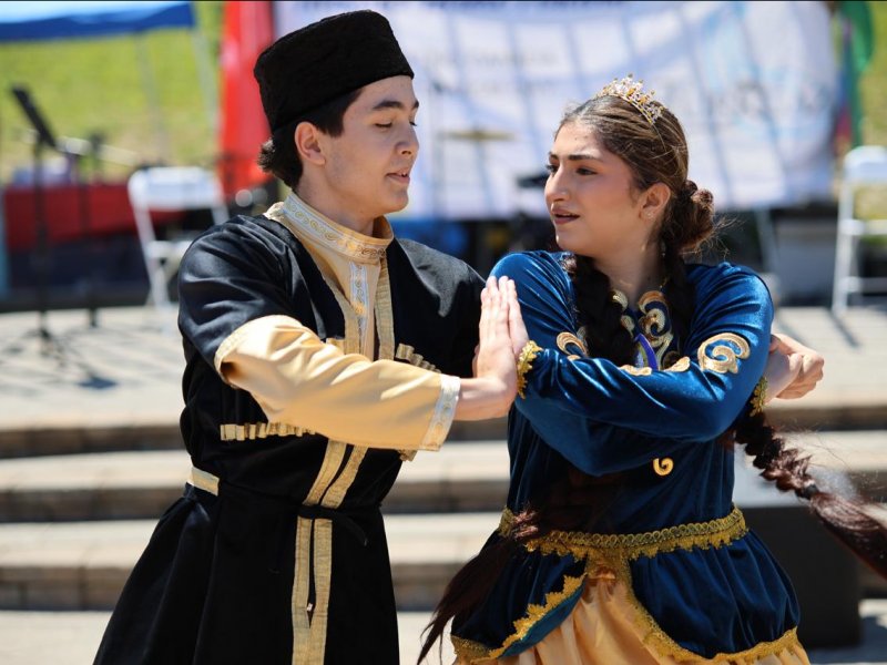 Azərbaycan mədəniyyətinin rəngarəngliyi Kanadada 