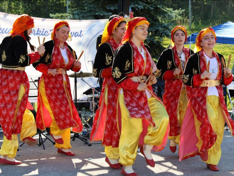 Azərbaycan mədəniyyətinin rəngarəngliyi Kanadada 