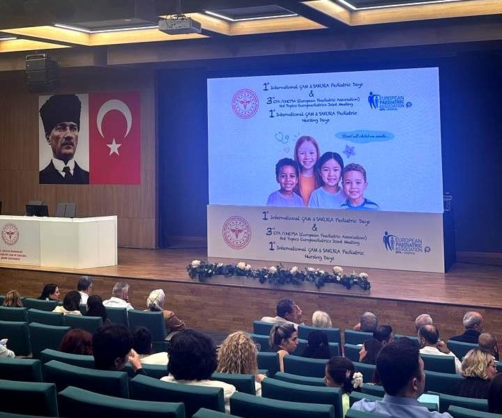Azərbaycanlı alimlərin iki elmi araşdırması Avropa Pediatriya Assosiasiyasının konqresində təqdim edilib